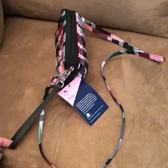 NWT CROSSBODY/WRISTLET & FRINGE SCARF SET by Vera Bradley - Picture 10 of 16